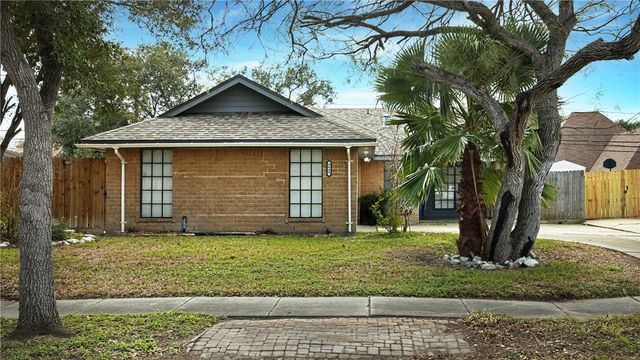 4649 Spring Fork Dr, Corpus Christi, TX 78413