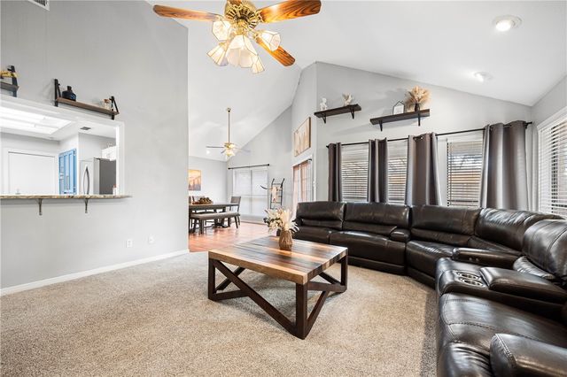 4649 Spring Fork Dr, Corpus Christi, TX 78413