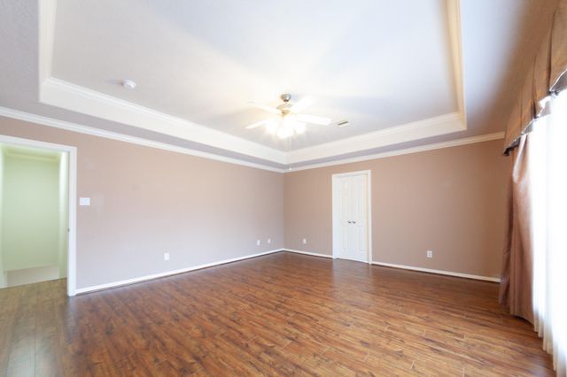 3206 Holly Thicket Drive, Houston, TX 77042