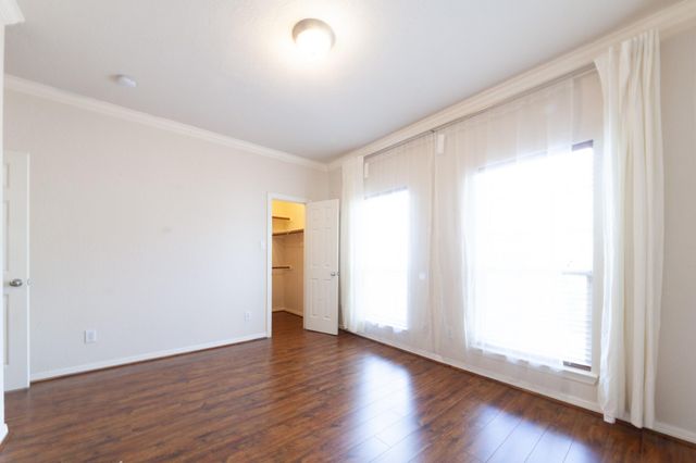 3206 Holly Thicket Drive, Houston, TX 77042