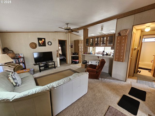 300 Sw 7TH Ave 302, Battle Ground, WA 98604