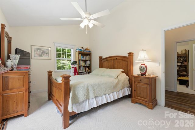 100 Foresthill Lane, Whittier, NC 28789
