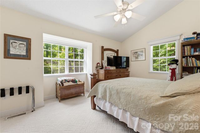 100 Foresthill Lane, Whittier, NC 28789