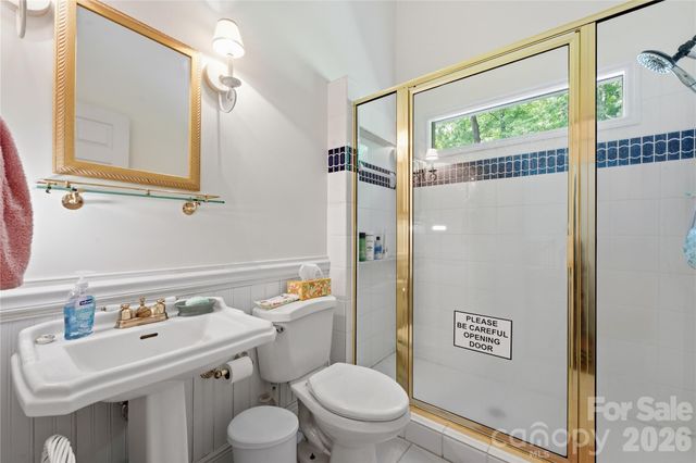 100 Foresthill Lane, Whittier, NC 28789
