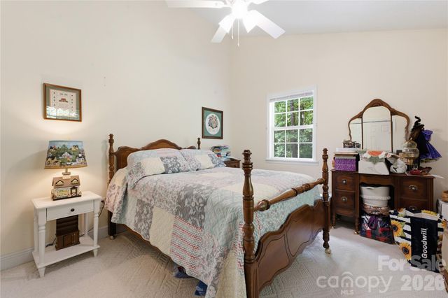 100 Foresthill Lane, Whittier, NC 28789