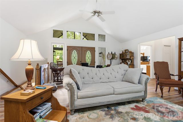 100 Foresthill Lane, Whittier, NC 28789