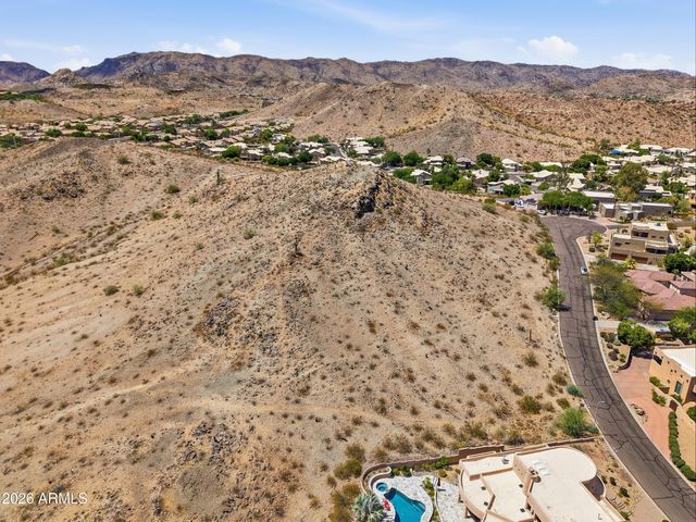 2473 E GLENHAVEN Drive 9, Phoenix, AZ 85048