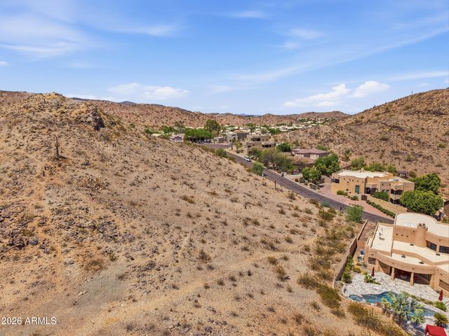 2473 E GLENHAVEN Drive 9, Phoenix, AZ 85048