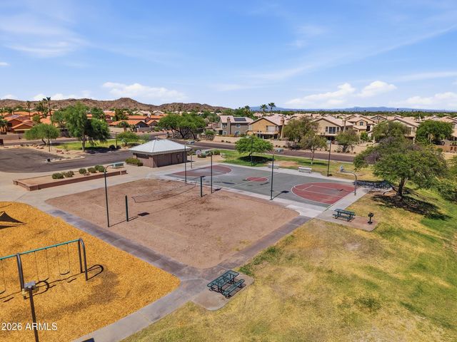 2473 E GLENHAVEN Drive 9, Phoenix, AZ 85048