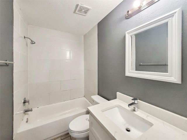 1813 Nicole CIR B, Round Rock, TX 78664