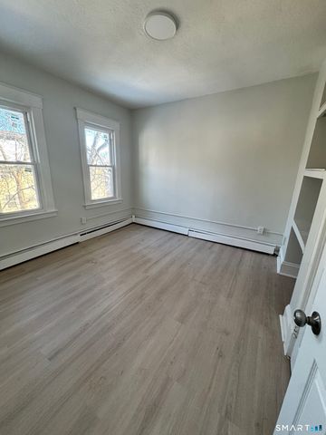 190-192 Brook Street 3, Hartford, CT 06120