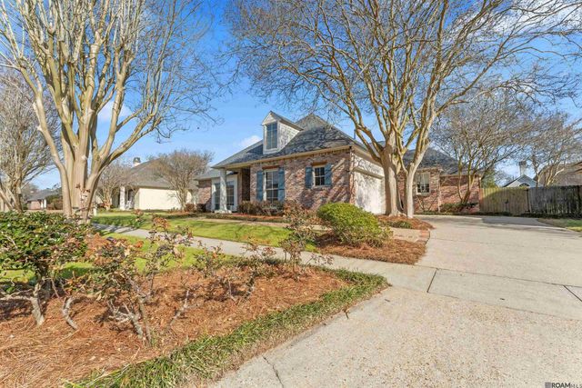 334 Plantation Crest Ct, Baton Rouge, LA 70810