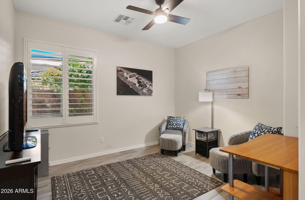 Image 27 of property listing at 9277 W BUCKHORN Trail, Peoria, AZ 85383