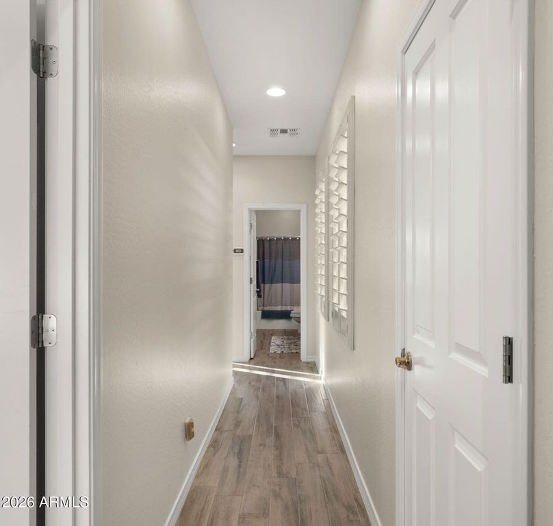 Image 32 of property listing at 9277 W BUCKHORN Trail, Peoria, AZ 85383