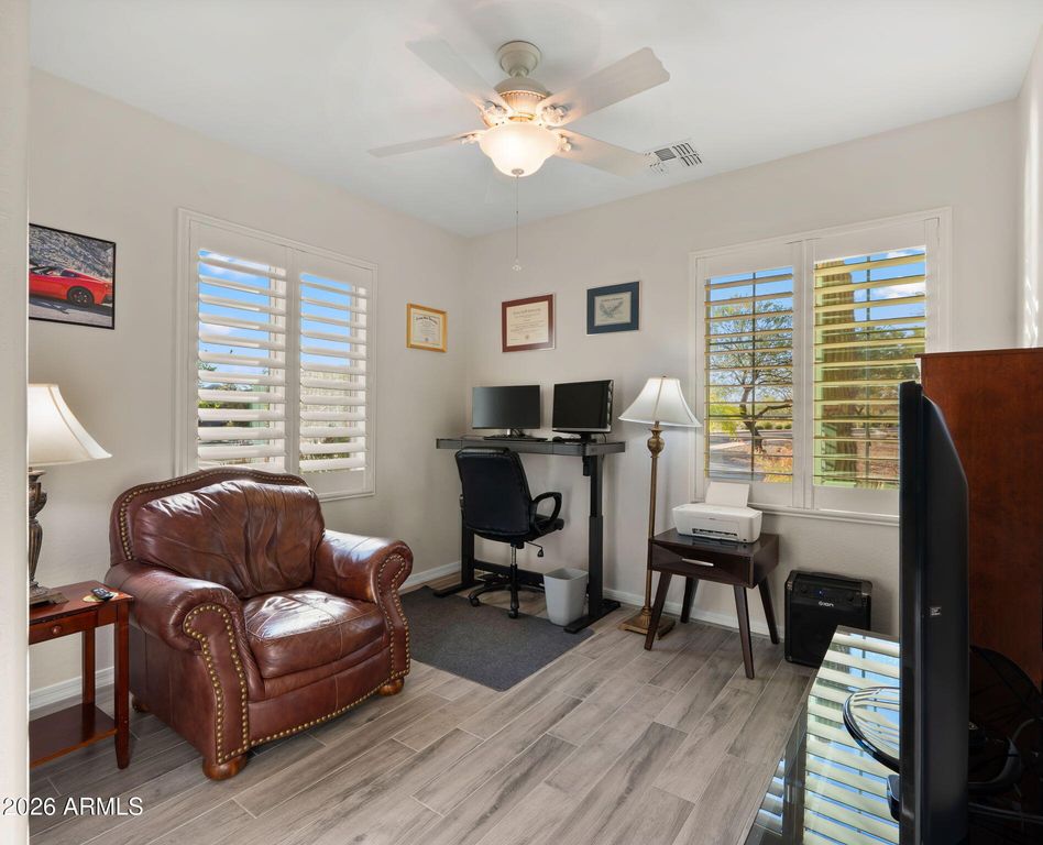 Image 35 of property listing at 9277 W BUCKHORN Trail, Peoria, AZ 85383
