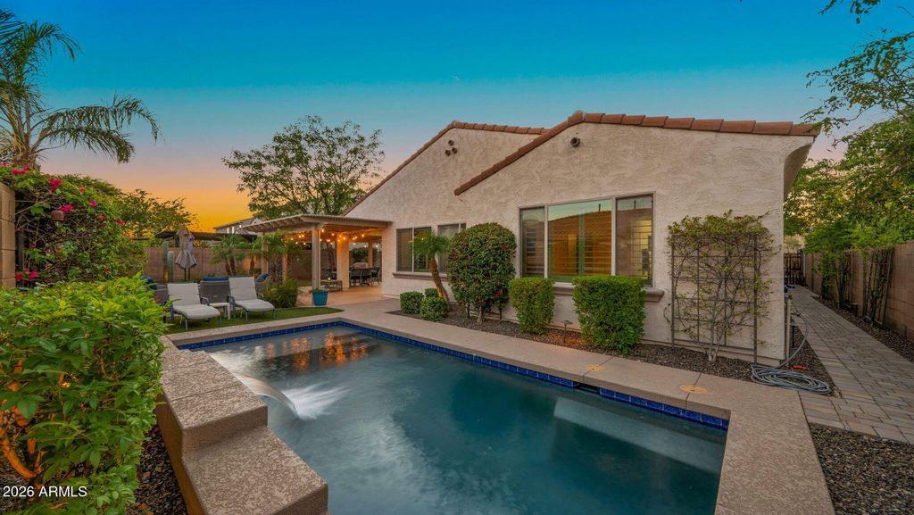 Image 50 of property listing at 9277 W BUCKHORN Trail, Peoria, AZ 85383