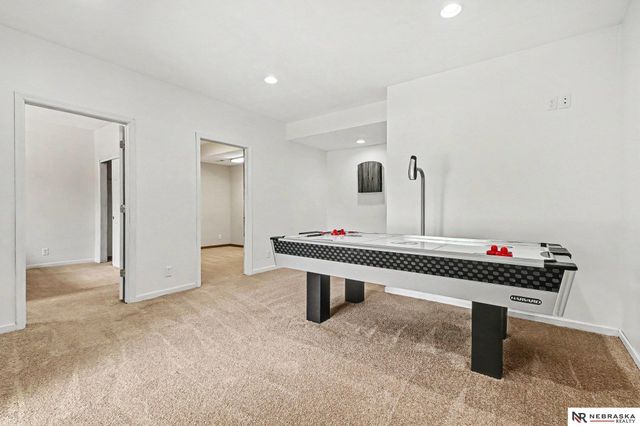 4618 Springview Drive, Papillion, NE 68133