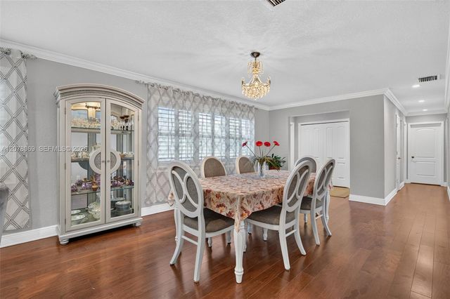 329 SE 3rd Street 501T, Hallandale Beach, FL 33009