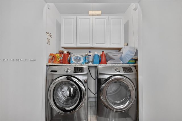 329 SE 3rd Street 501T, Hallandale Beach, FL 33009