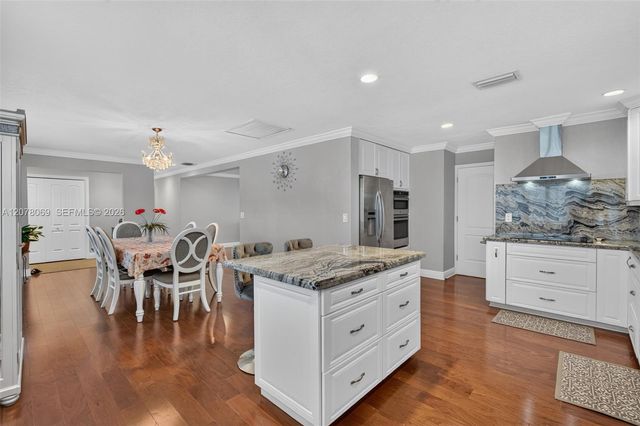 329 SE 3rd Street 501T, Hallandale Beach, FL 33009