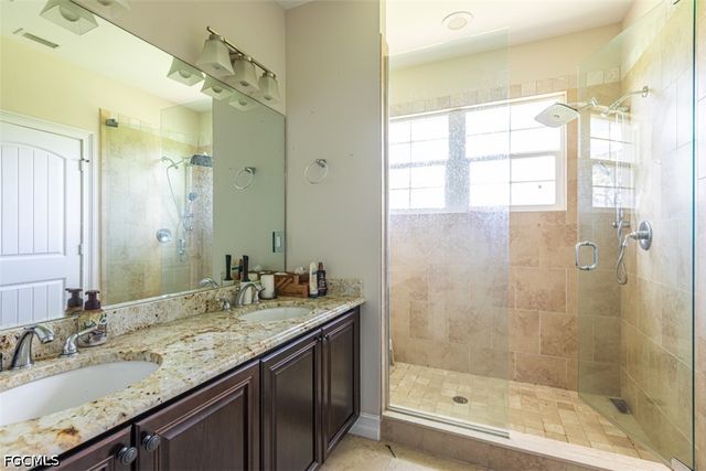 7139 Greenwood Park CIR 11, Fort Myers, FL 33967