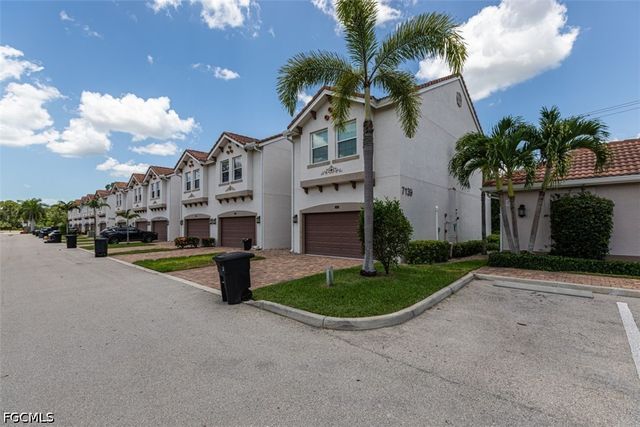 7139 Greenwood Park CIR 11, Fort Myers, FL 33967