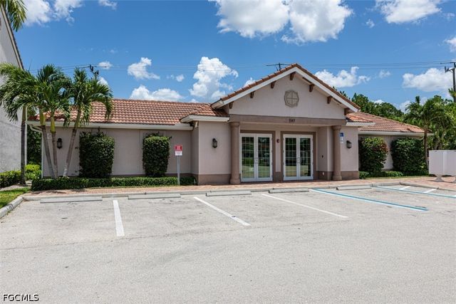 7139 Greenwood Park CIR 11, Fort Myers, FL 33967