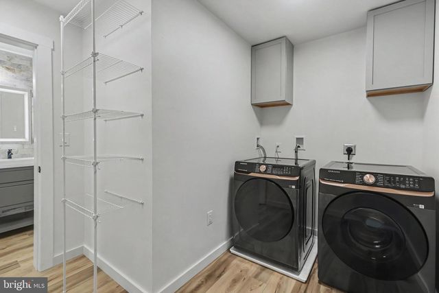 12 OAK LANE, Mechanicsburg, PA 17050