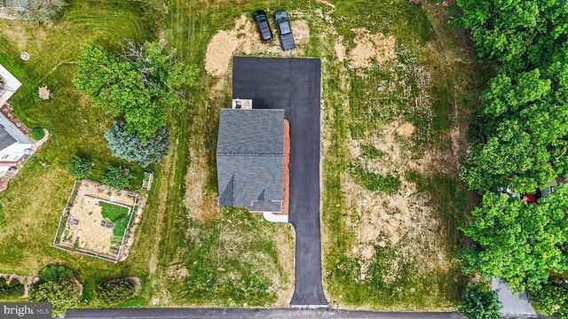 12 OAK LANE, Mechanicsburg, PA 17050