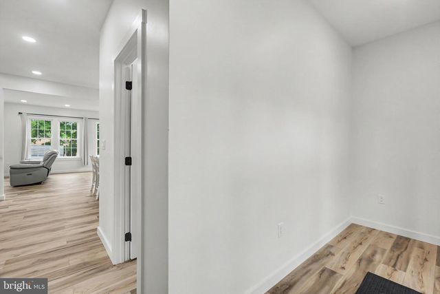 12 OAK LANE, Mechanicsburg, PA 17050