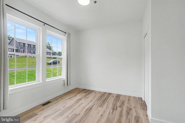 12 OAK LANE, Mechanicsburg, PA 17050