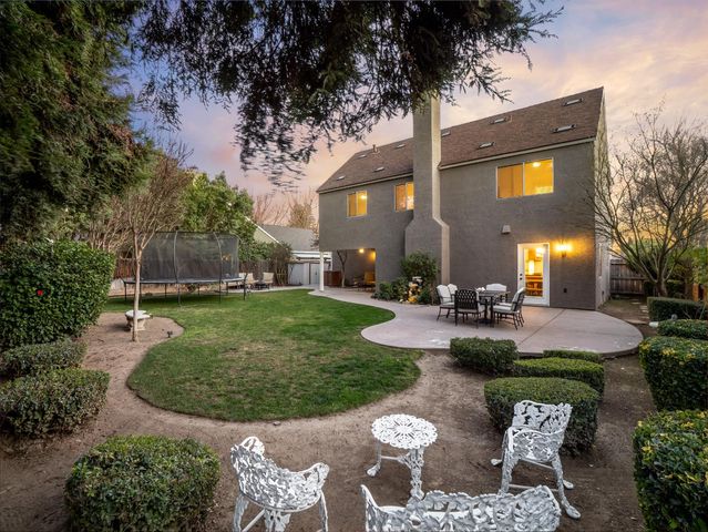 621 W El Paso Ave, Clovis, CA 93611