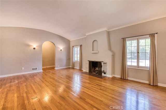 1096 Armada Drive, Pasadena, CA 91103