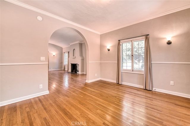 1096 Armada Drive, Pasadena, CA 91103