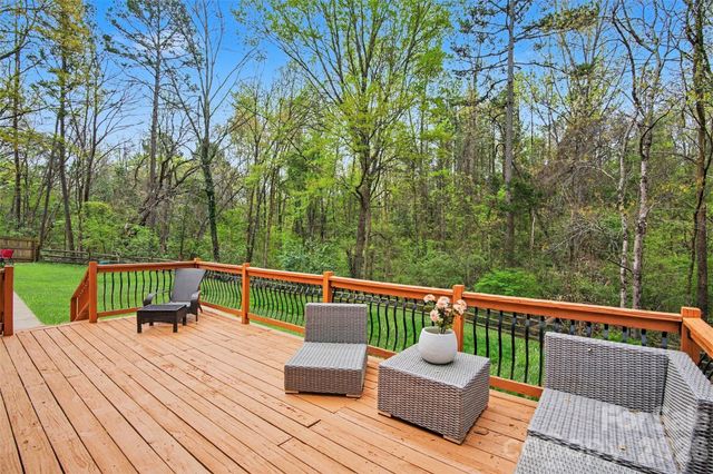 4027 Oakdale Road, Charlotte, NC 28216