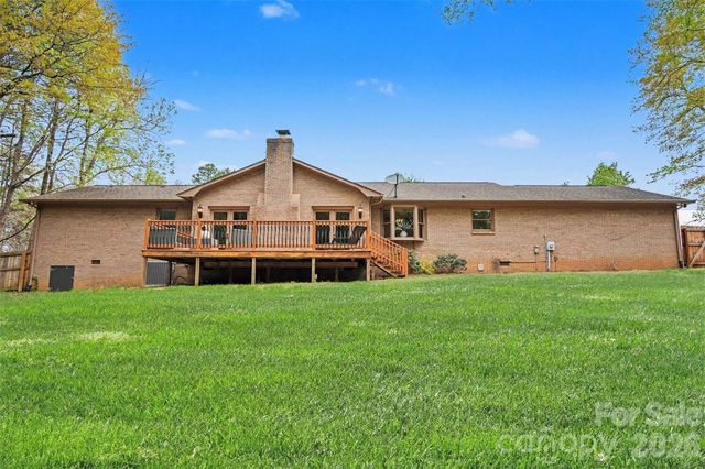 4027 Oakdale Road, Charlotte, NC 28216