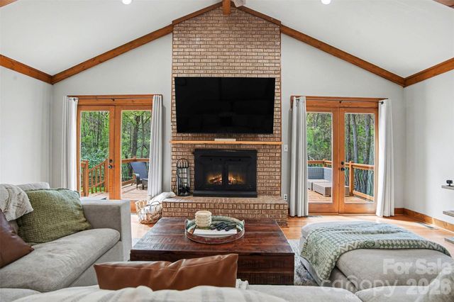 4027 Oakdale Road, Charlotte, NC 28216