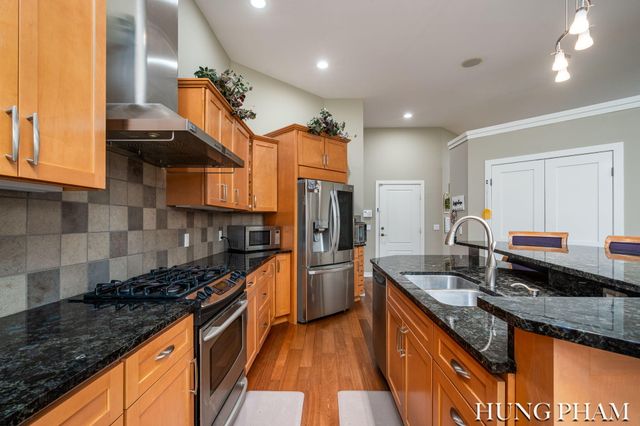 2136 Pleasant Pond Drive SW, Byron Center, MI 49315
