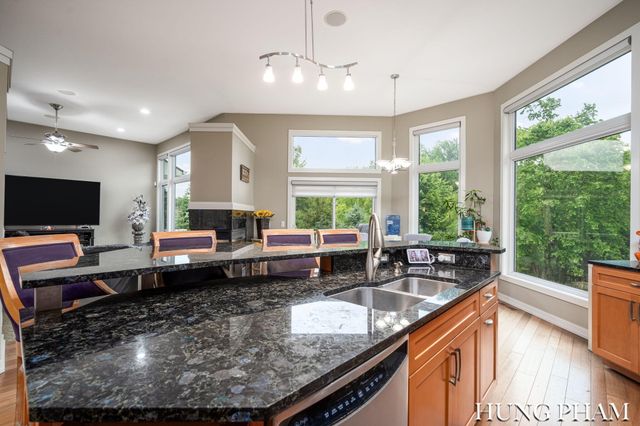 2136 Pleasant Pond Drive SW, Byron Center, MI 49315