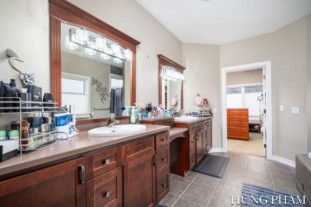 2136 Pleasant Pond Drive SW, Byron Center, MI 49315