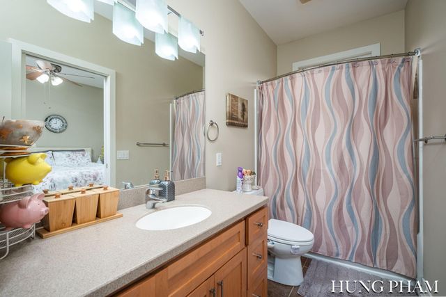 2136 Pleasant Pond Drive SW, Byron Center, MI 49315