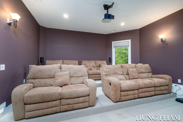 2136 Pleasant Pond Drive SW, Byron Center, MI 49315