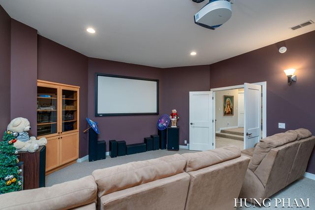 2136 Pleasant Pond Drive SW, Byron Center, MI 49315