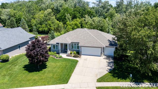 2136 Pleasant Pond Drive SW, Byron Center, MI 49315