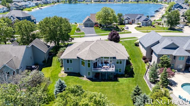 2136 Pleasant Pond Drive SW, Byron Center, MI 49315