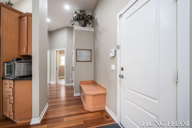 2136 Pleasant Pond Drive SW, Byron Center, MI 49315