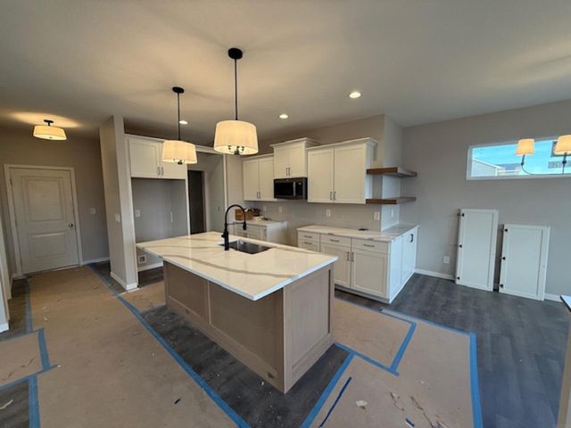 4609 Sonoma Drive, Cedar Falls, IA 50613