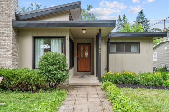 620 Oak Street W, Stillwater, MN 55082