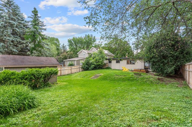 620 Oak Street W, Stillwater, MN 55082