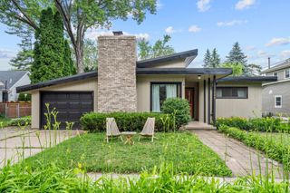 620 Oak Street W, Stillwater, MN 55082